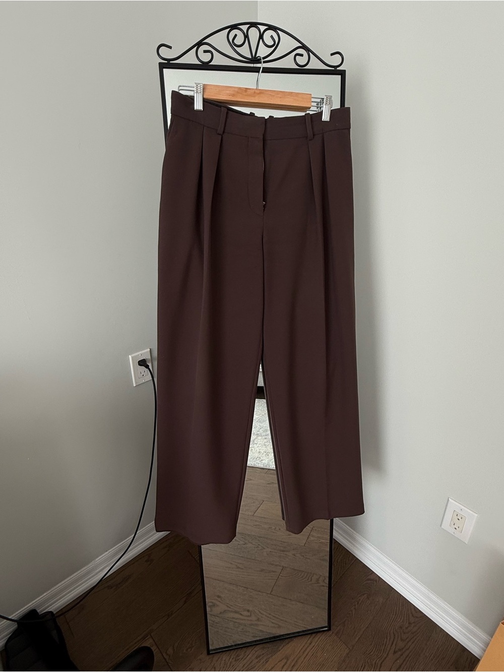Babaton Brown Pleated Wide-Leg Trousers